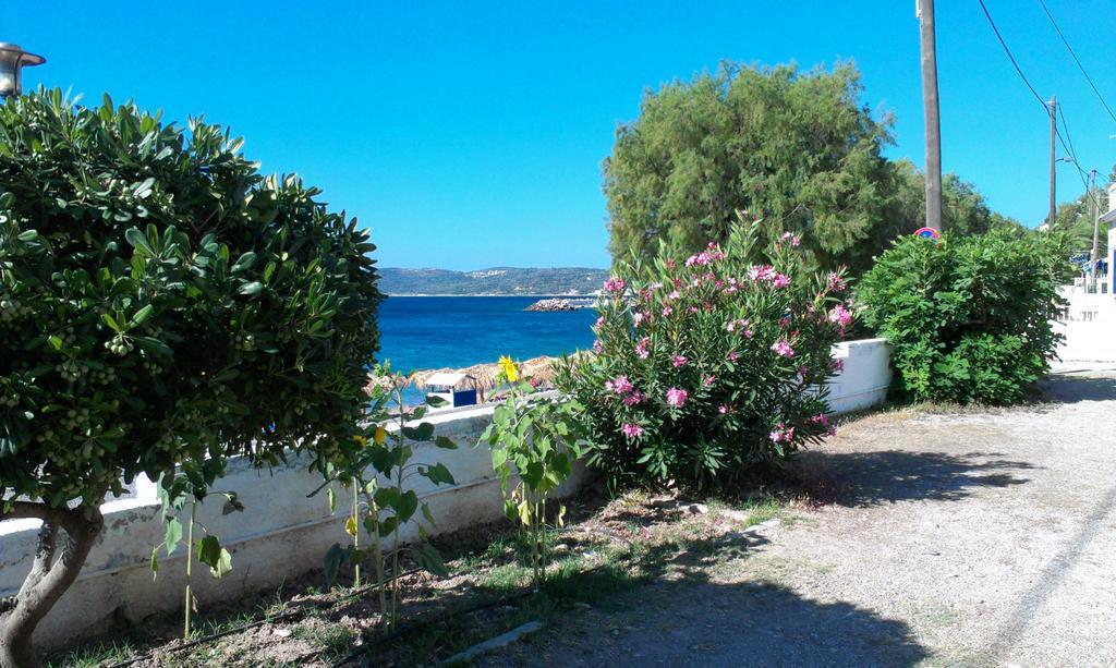 Iro Apartments Paralia Agias Foteinis Luaran gambar