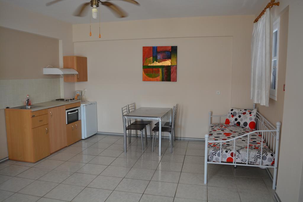 Iro Apartments Paralia Agias Foteinis Luaran gambar
